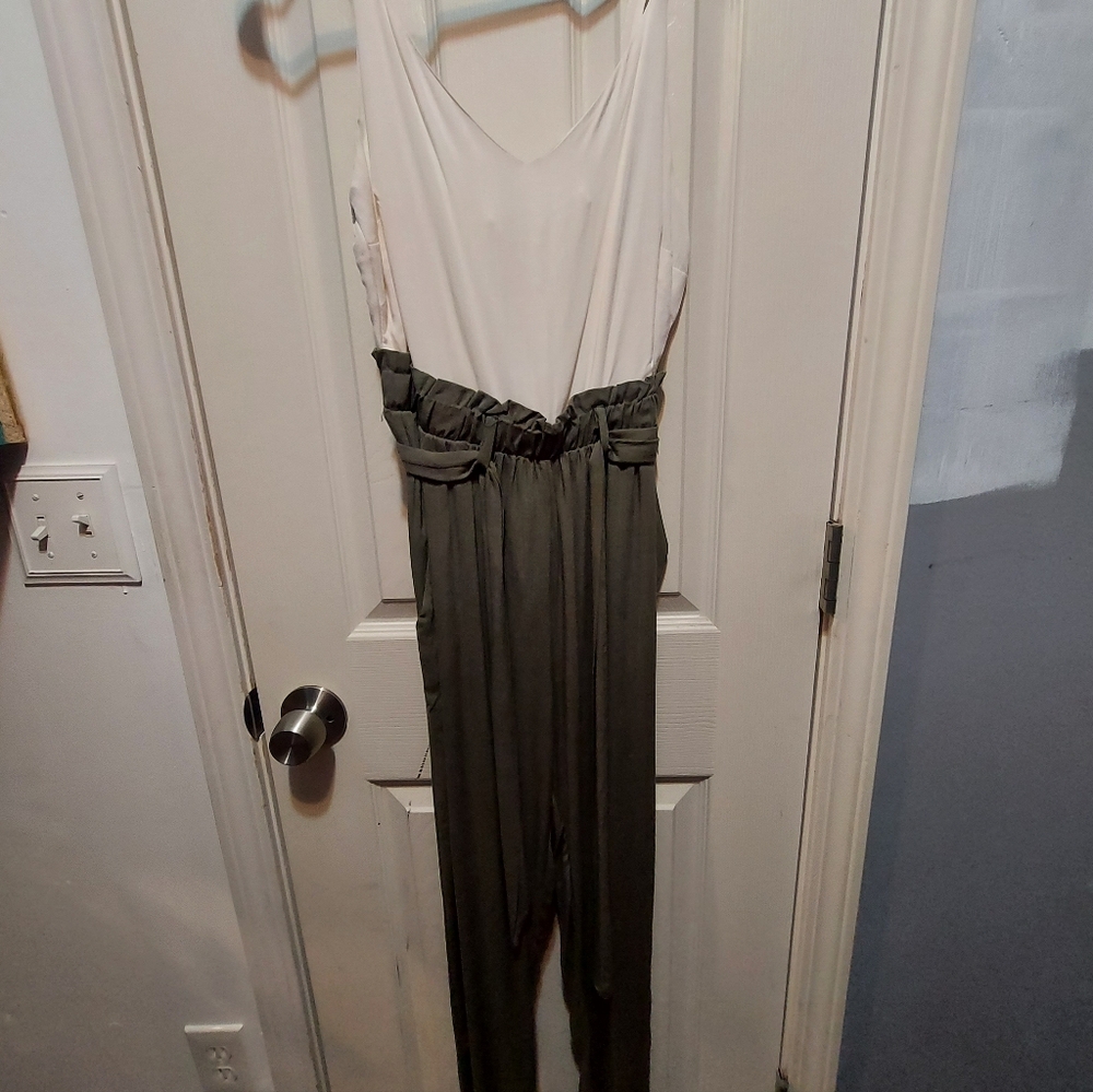 Stylish Women's White and Green Jumpsuit